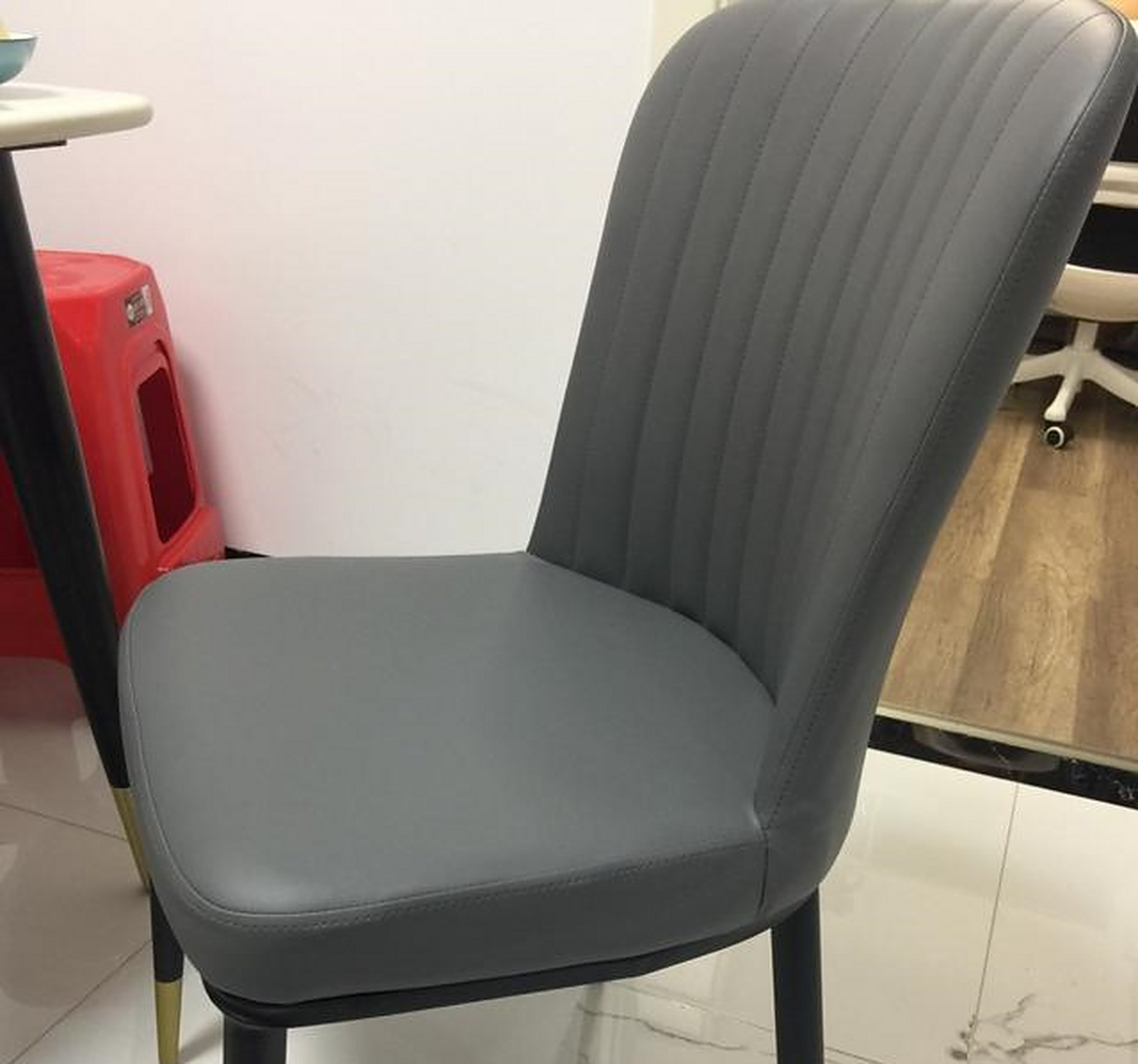 廈門家具廠職員工鋼架腳辦公桌椅組合工作位