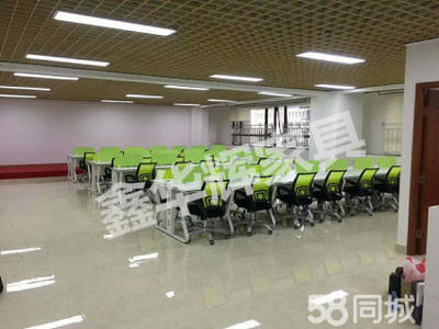 廈門直銷辦公家具:辦公桌椅屏風隔斷文件柜前臺沙發等