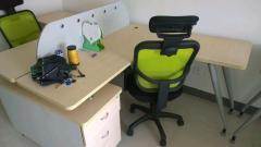 因搬遷出售辦公桌椅兩套,一套600,一套包含2人辦公桌和椅子-廈門思明蓮前西路辦公桌